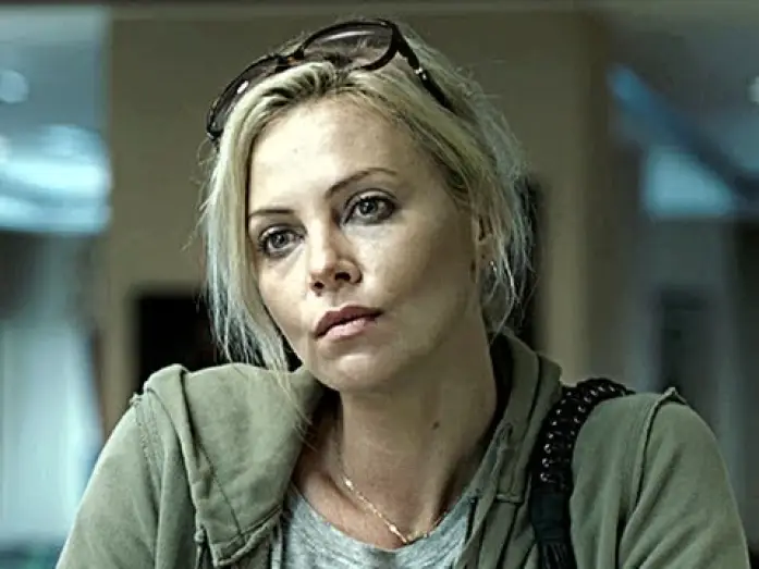 Video for the film Young Adult — YOUNG ADULT | Trailer deutsch german [HD]