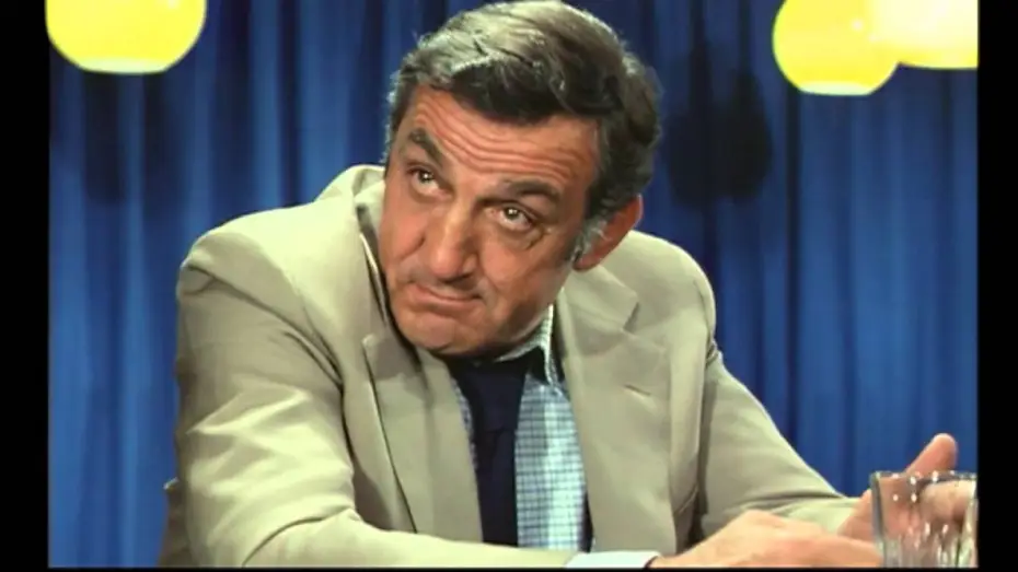 Video for the film The French Detective — Adieu poulet (1975) - C'est propre ce que tu fais là