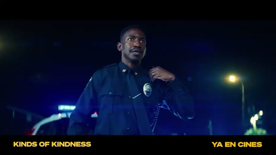 Video for the film Kinds of Kindness — Anuncio: "¿A que es fantástico?"