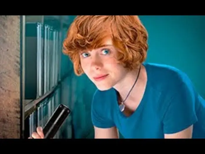 Video for the film Nancy Drew and the Hidden Staircase — NANCY DREW: La Escalera Escondida (Trailer español)