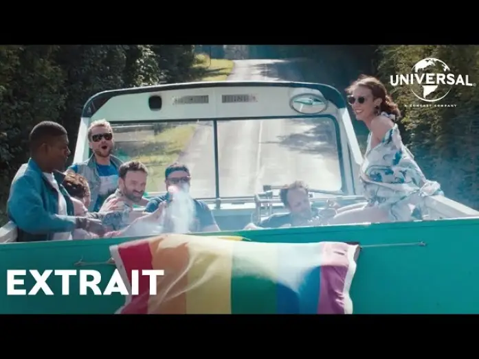 Video for the film The Shiny Shrimps — Les Crevettes Pailletées - Extrait "Boys on roof" VF