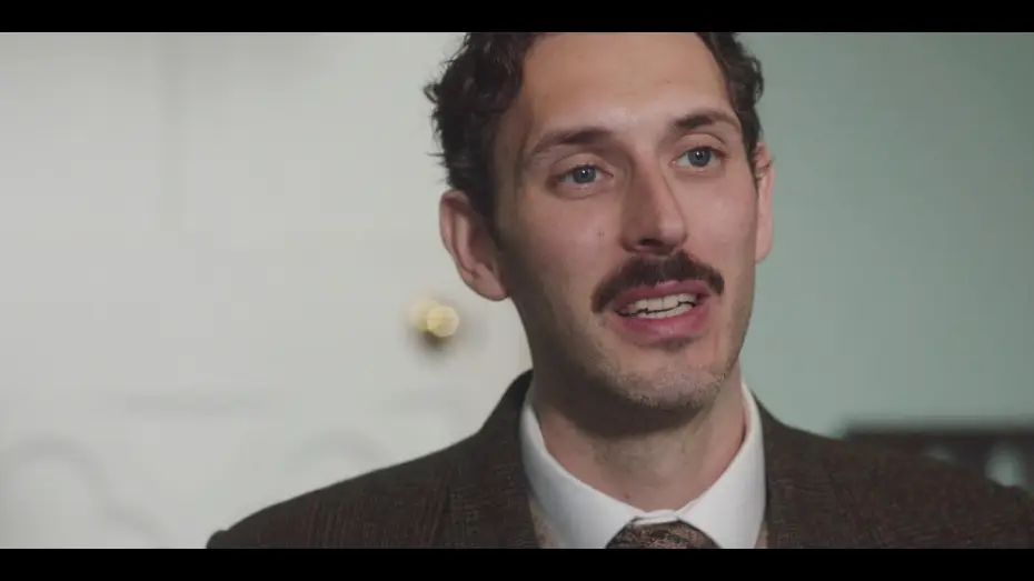 Video for the film Agatha and the Truth of Murder — Tráiler