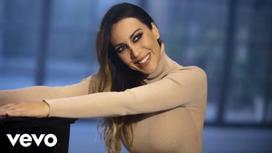 Video for the film So My Grandma's a Lesbian! — Mónica Naranjo: «Tú y yo y el loco amor»