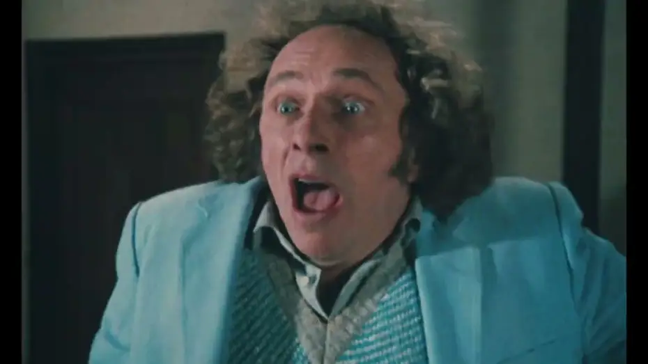 Video for the film Umbrella Coup — Le coup du parapluie - Bande-annonce