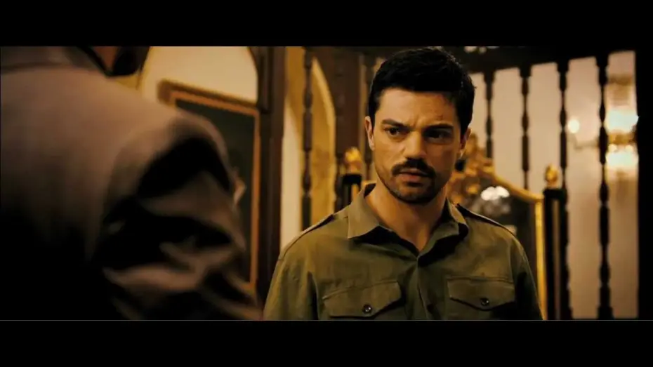Video for the film The Devil's Double — EL DOBLE DEL DIABLO - Tráiler Oficial en Español