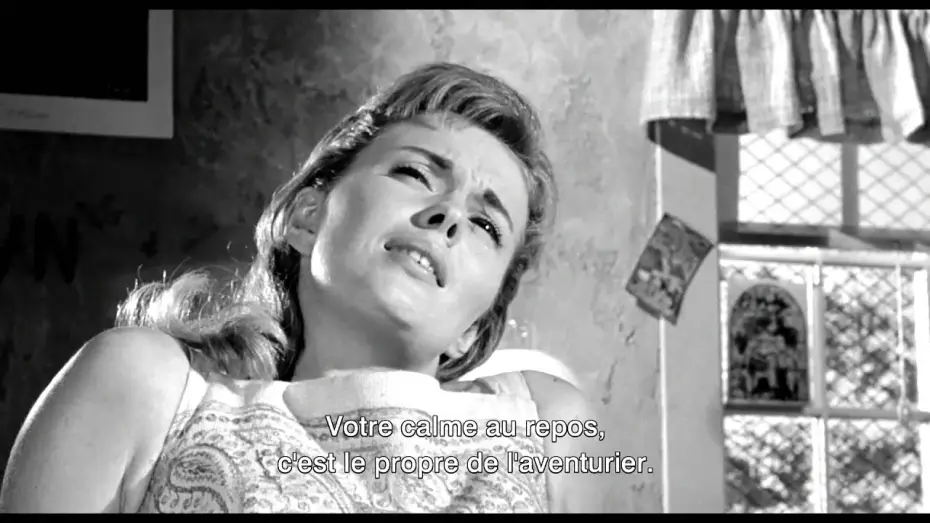 Video for the film Lilith — Extrait : « Dans la chambre » VOST