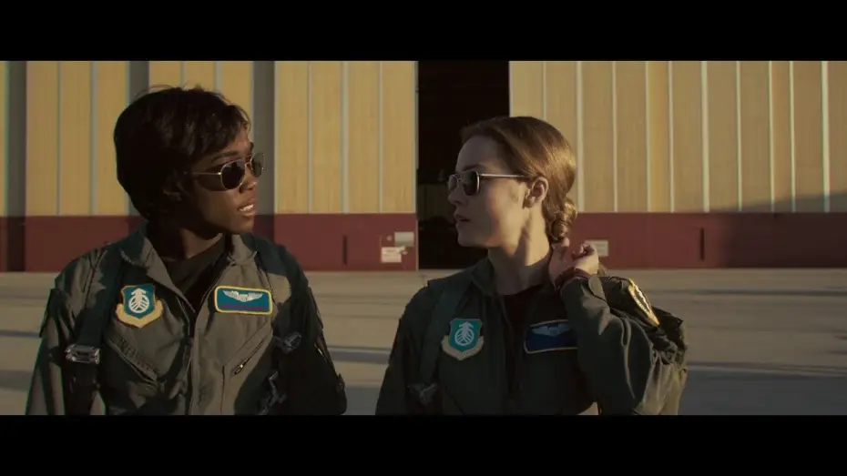 Video for the film Captain Marvel — Captain Marvel - Extrait "La tête dans les nuages" VOST