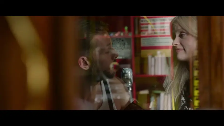 Video for the film A Mermaid in Paris — Une Sirène à Paris - Extrait : "Voicograph" [VF]