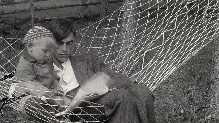Video for the film Andrey Tarkovsky. A Cinema Prayer — goEast 2020 - ANDREY TARKOVSKY. A CINEMA PRAYER - Trailer (OmeU)