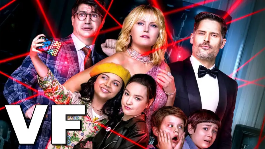 Video for the film The Sleepover — LA NUIT OÙ ON A SAUVÉ MAMAN Bande Annonce VF (2020) Comédie Netflix