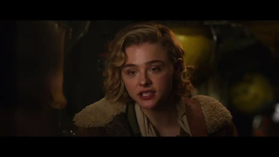 Video for the film Shadow in the Cloud — SHADOW IN THE CLOUD - Bande Annonce [VF]