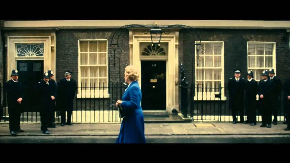 Video for the film The Iron Lady — La dama de hierro - Trailer español