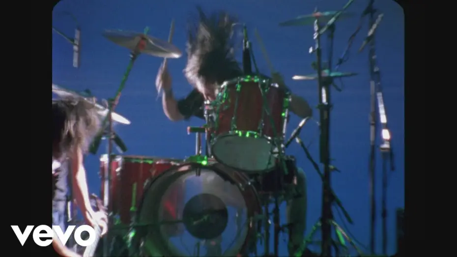 Video for the film Nirvana: Live at the Paramount — Nirvana - Aneurysm (Live At The Paramount, Seattle / 1991)