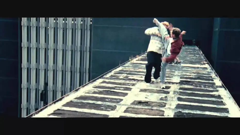 Video for the film Freerunner — Freerunner - Corri o muori - Trailer Ufficiale HD ITA (AlwaysCinema)