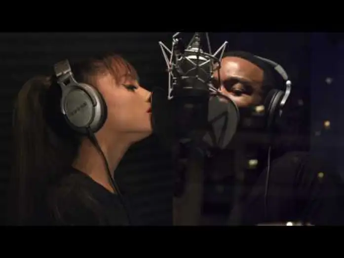 Video for the film Beauty and the Beast — La Bella e la Bestia - John Legend e Ariana Grande - Featurette