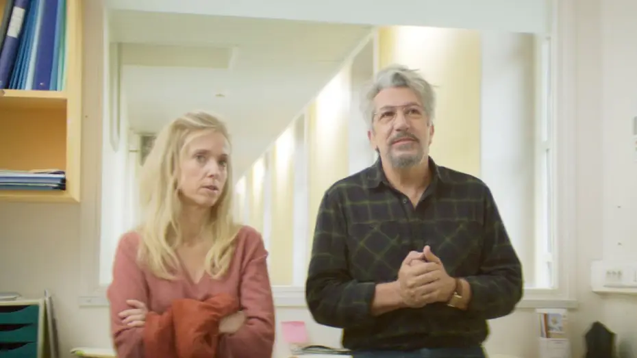 Video for the film Incredible But True — Increíble pero cierto - Tráiler español