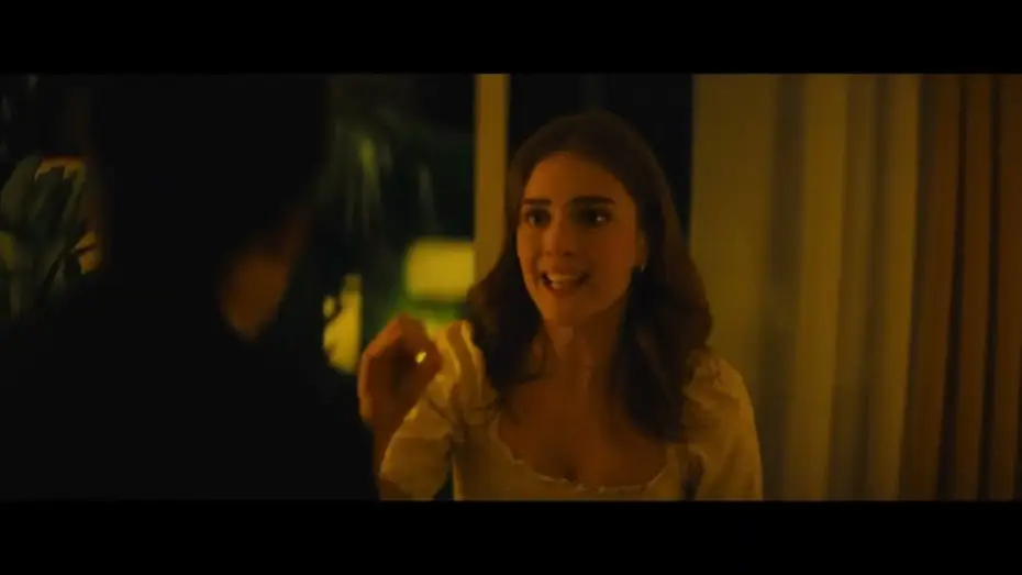 Video for the film Hello, Goodbye, and Everything in Between — Hola, adiós y todo lo que pasó   2022   Tráiler Español
