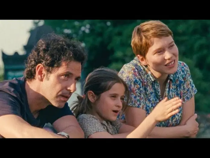 Video for the film One Fine Morning — Una bonita mañana - Trailer subtitulado en español