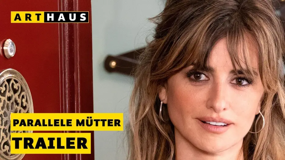Video for the film Parallel Mothers — Offizieller Trailer
