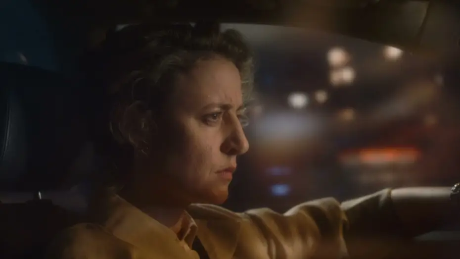 Video for the film I'm Your Man — ICH BIN DEIN MENSCH - ab 1. Juli 2021 im Kino - Filmclip "Auto" - automatische UT