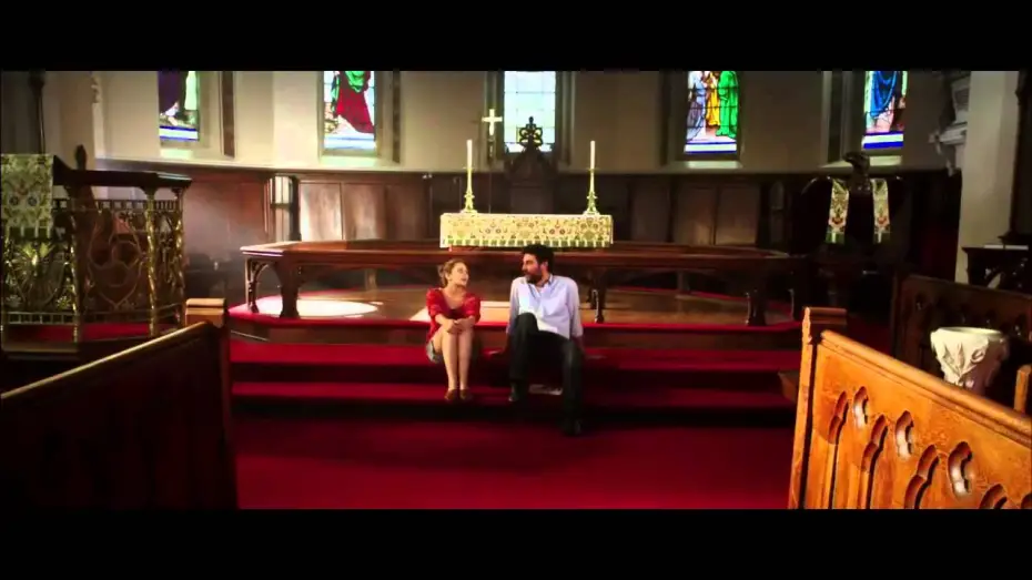 Video for the film Liberal Arts — Amor y letras - Trailer en español HD