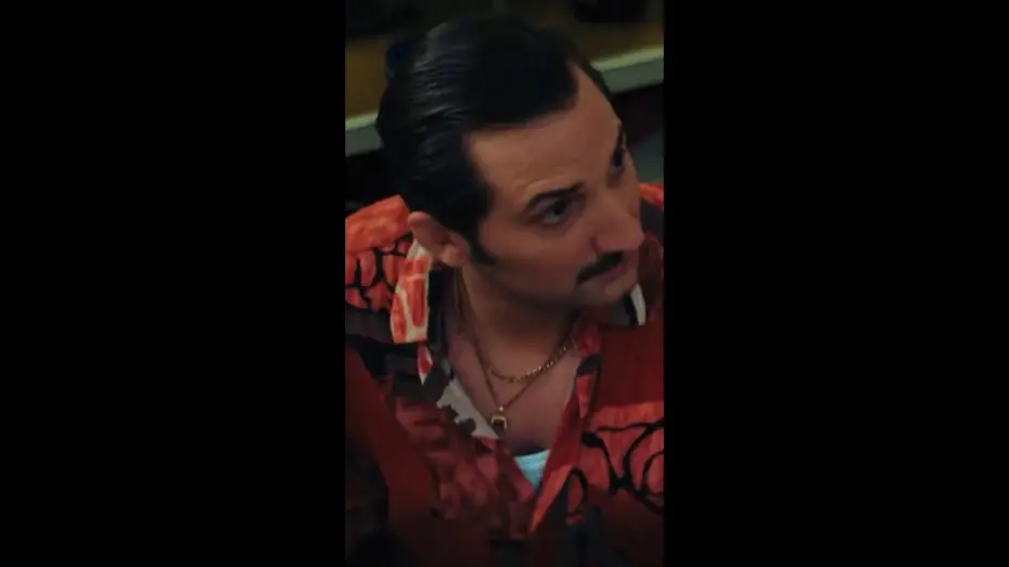 Video for the film A Family of Bastards — Oui nan mais après chacun sa technique.