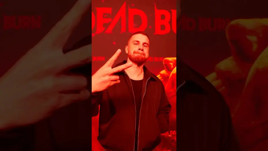 Video for the film Evil Dead Burn — The man who lit the fuse, Sébastien Vaniček.