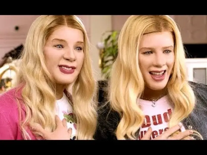 Video for the film White Chicks — Dos Rubias de Pelo en Pecho (Trailer español)