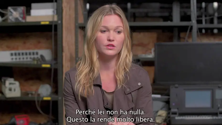Video for the film Jason Bourne — JASON BOURNE con Matt Damon - Intervista a Julia Stiles (sottotitoli in italiano)