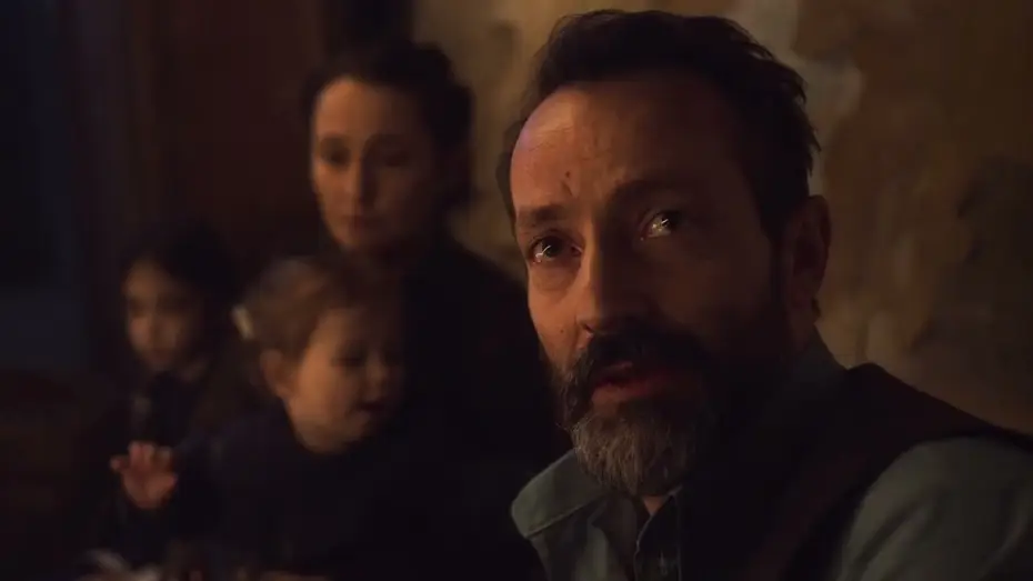 Video for the film Carol of the Bells — Canción de Paz - Tráiler