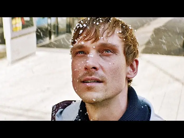 Video for the film Mostly Minimalistic — ALLES IN BESTER ORDNUNG | Trailer deutsch german [HD]