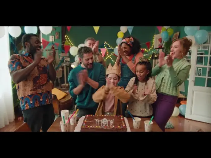 Video for the film No Instructions — Spot "Alba"