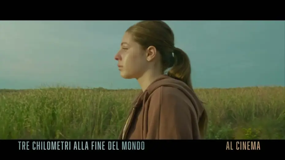 Video for the film Three Kilometres to the End of the World — TRE CHILOMETRI ALLA FINE DEL MONDO - Trailer dal 14 maggio al cinema