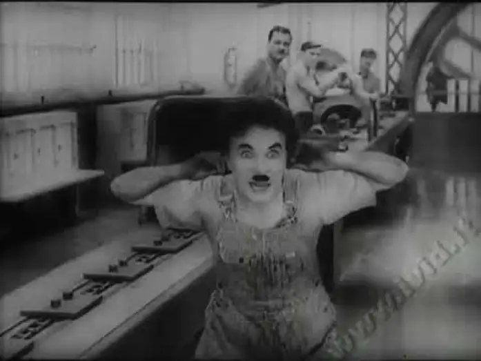 Video for the film Modern Times — TEMPI MODERNI (1936) -  Trailer Italiano