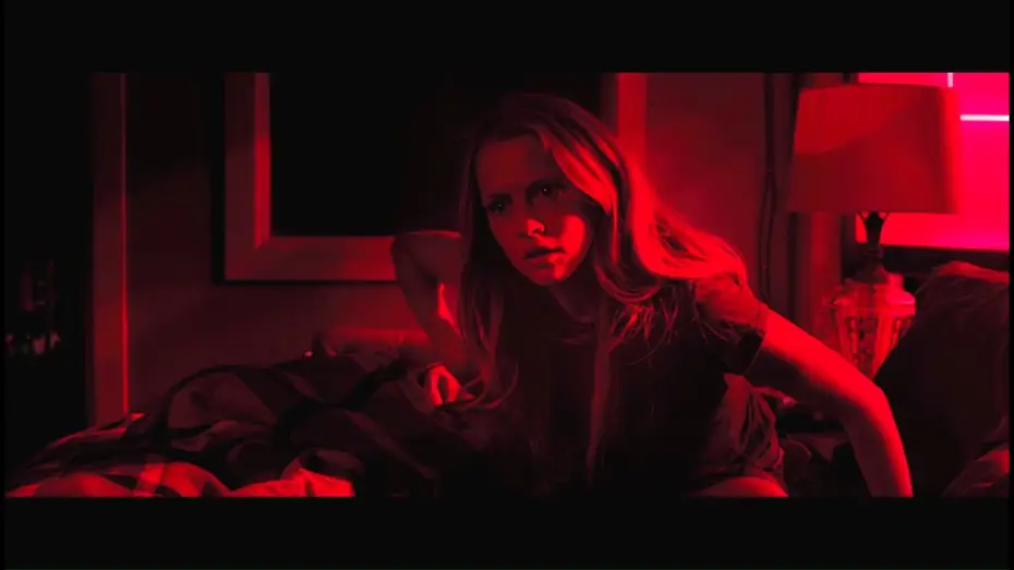 Video for the film Lights Out — Lights Out - Terrore nel buio - Trailer Italiano Ufficiale | HD