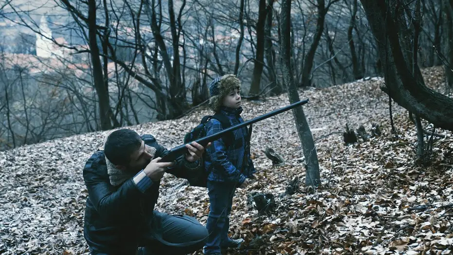 Video for the film R.M.N. — R.M.N. - Tráiler español