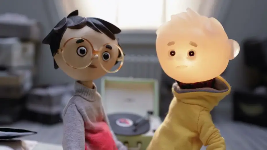 Video for the film Tony, Shelly and the Magic Light — Tráiler español de Tony, Shelly y la linterna mágica
