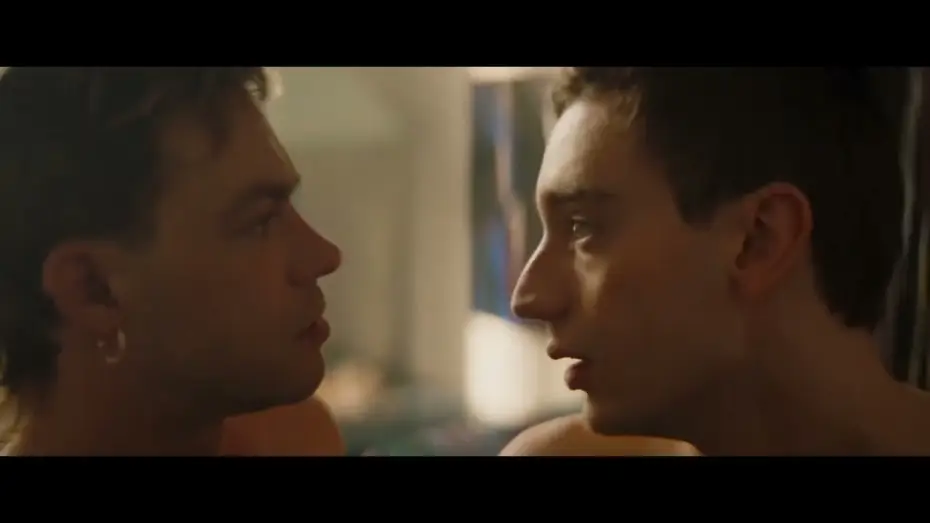 Video for the film Solo — "Falling in Love"