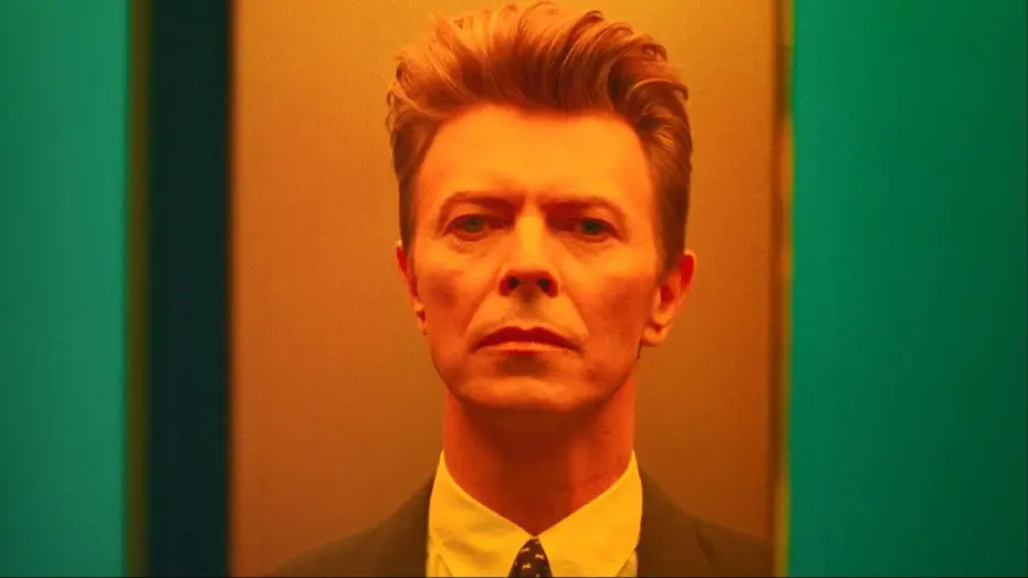 Video for the film Moonage Daydream — Moonage Daydream - zwiastun filmu o Davidzie Bowie.