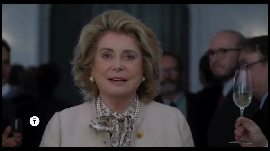 Video for the film The President's Wife — LA MOGLIE DEL PRESIDENTE - TRAILER 90"