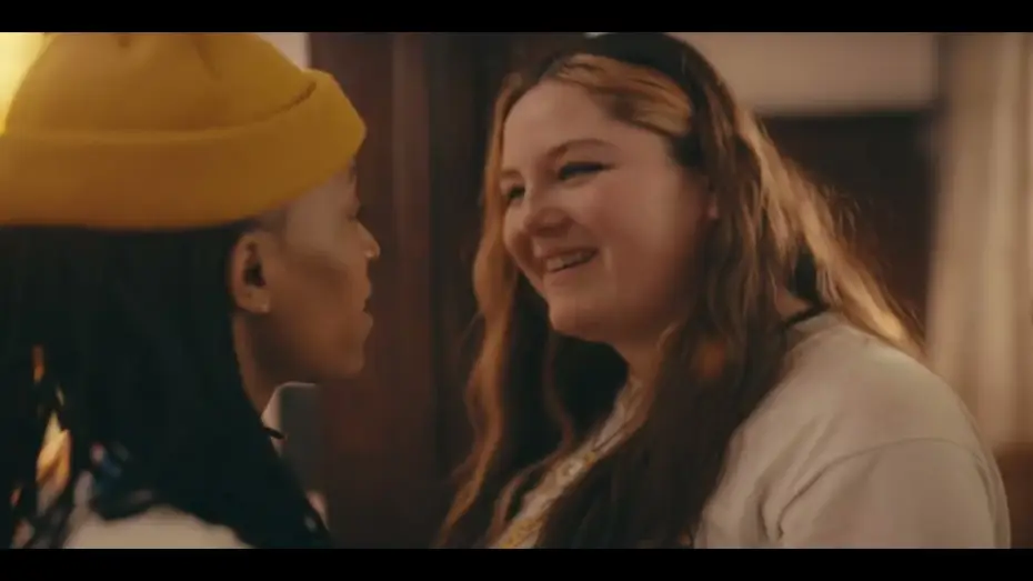 Video for the film Cora Bora — Surprise Visit