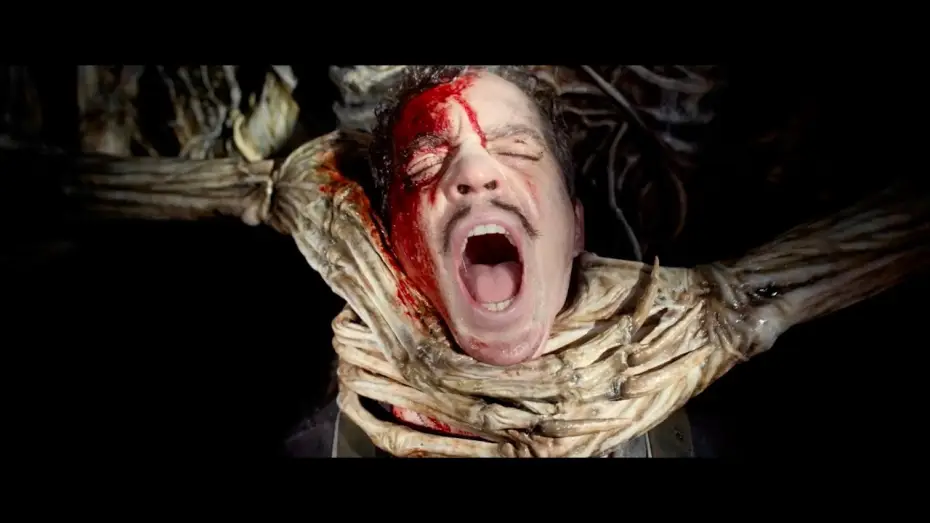 Video for the film The Deep Dark — Trailer [Subtitled]
