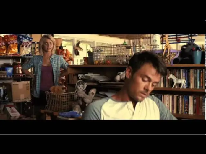 Video for the film Safe Haven — Un lugar donde refugiarse - Trailer en español