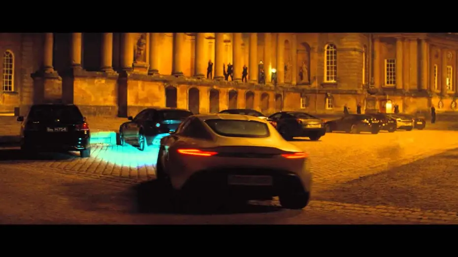 Video for the film Spectre — 007 Spectre - Extrait Palazzo Exit - VF