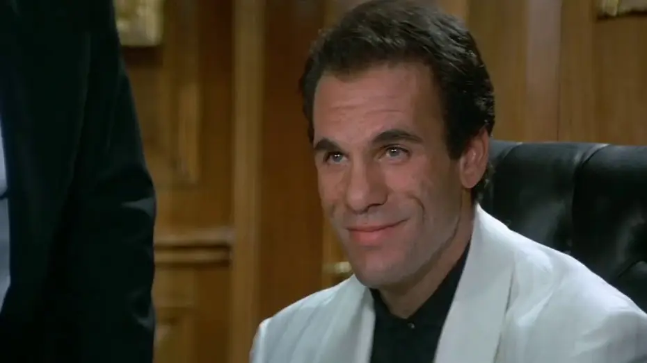 Video for the film Licence to Kill — Bond tries to assassinate Sanchez
