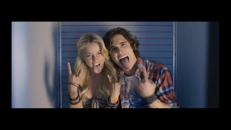 Video for the film Rock of Ages — Rock Of Ages (La Era Del Rock) - Segundo Tráiler Oficial HD