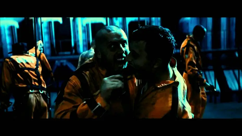 Video for the film Lockout — MS1: Máxima seguridad - Trailer en español HD
