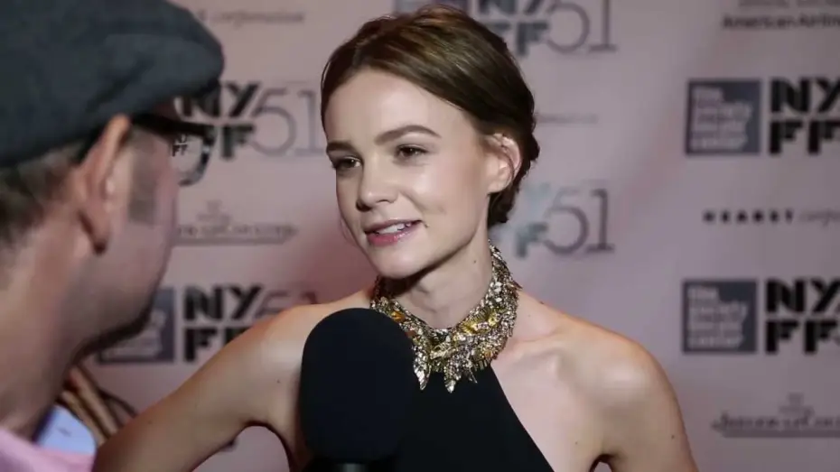 Video for the film Inside Llewyn Davis — NYFF51: Carey Mulligan - "Inside Llewyn Davis" Red Carpet