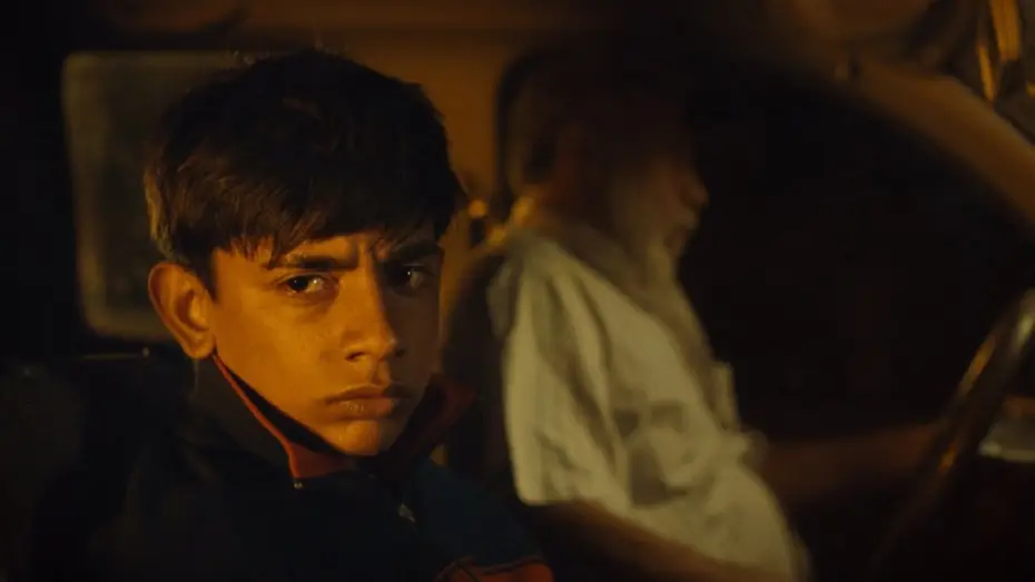 Video for the film Sleepless City — Trailer - CIUDAD SIN SUEÑO (Sleepless City) dir. Guillermo Galoe (EN)