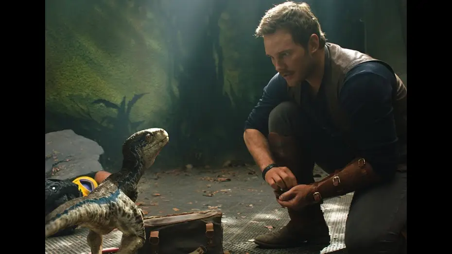 Video for the film Jurassic World: Fallen Kingdom — JURASSIC WORLD: EL REINO CAÍDO – Featurette